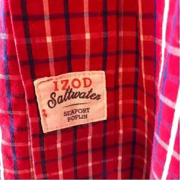 IZOD Saltwater Relaxed Classics Red White Plaid Blue Button Up men’s size Large - Picture 3 of 10